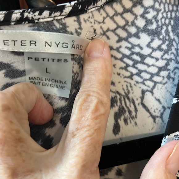 Petite L - Peter Nygard Animal Print Wrap Dress - Picture 8 of 10